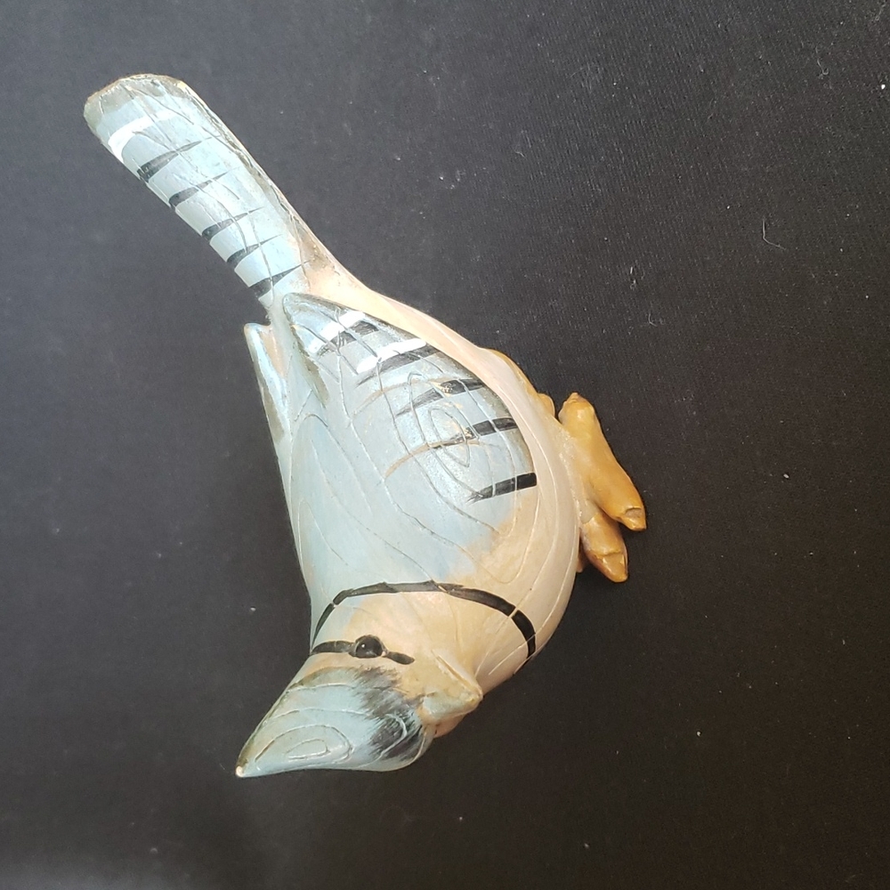 Blue Jay figurine carved. Resin